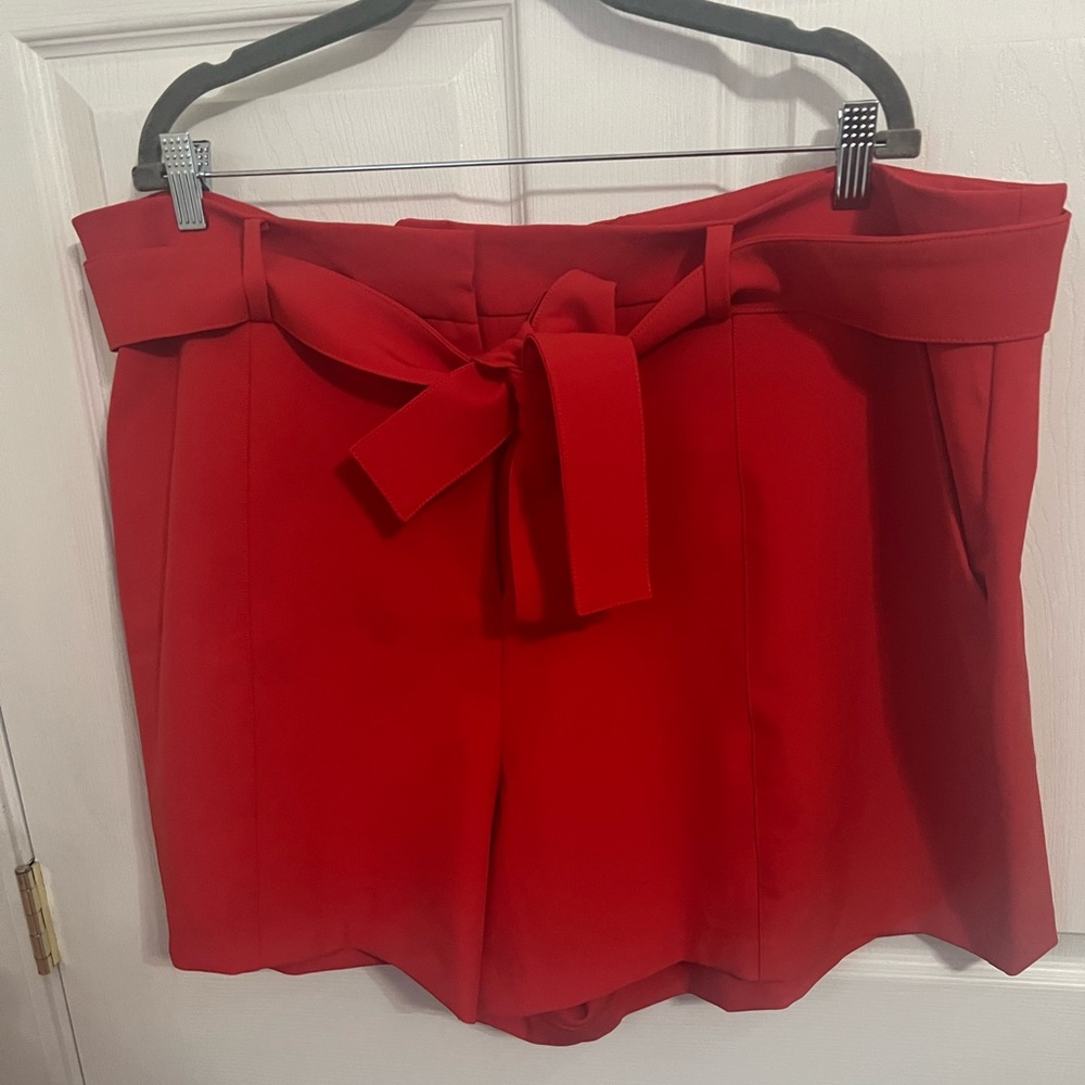 Orange plus size shorts NWT